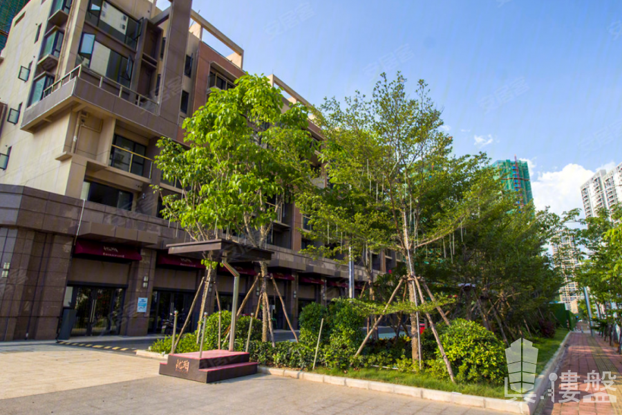 惠州瀧珀花園別墅，香港李嘉誠賣大包，首期5萬(減)，香港高鐵60分鐘直達，香港銀行按揭，最新價單
