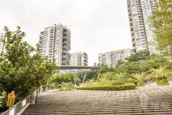 香蜜湖金地香蜜山|位置安靜4房|南北通戶型|有固定車位