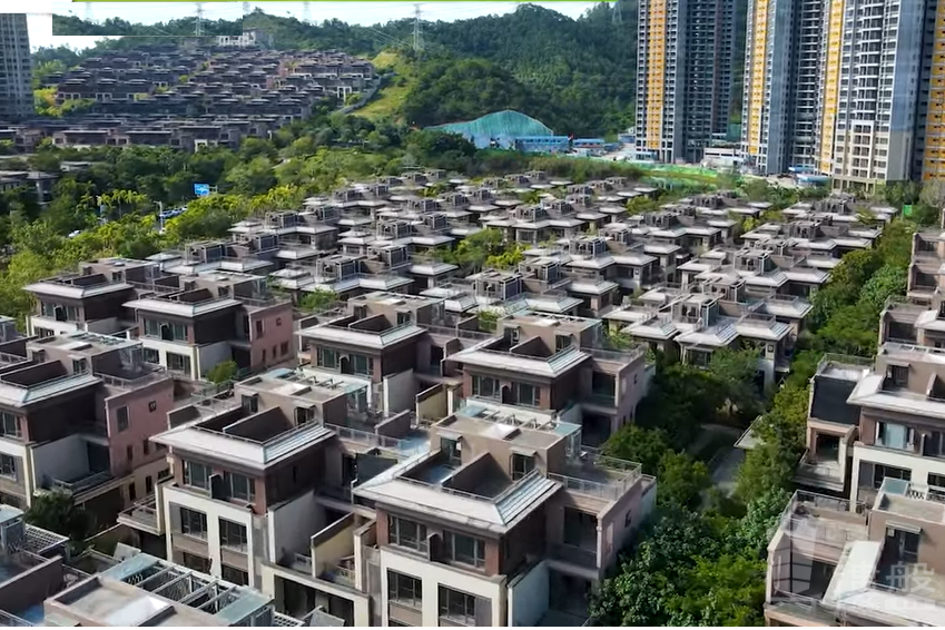 中山华发观山水别墅，买两层送两层，香港银行按揭，香港银行按揭，最新价单，中港专车免费上门接载看房