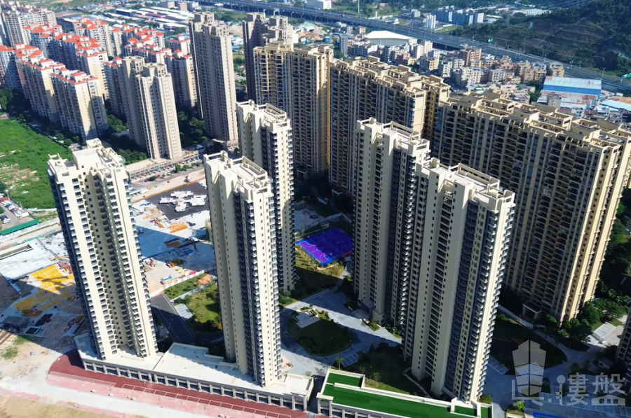 中山中澳春城，首期5万(减)，买楼送中港两地车牌，香港银行按揭，最新价单