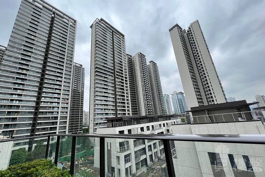 中山招商禹洲云鼎府别墅，首期5万（减），香港银行按揭，最新价单，中港专车免费上门接载看房